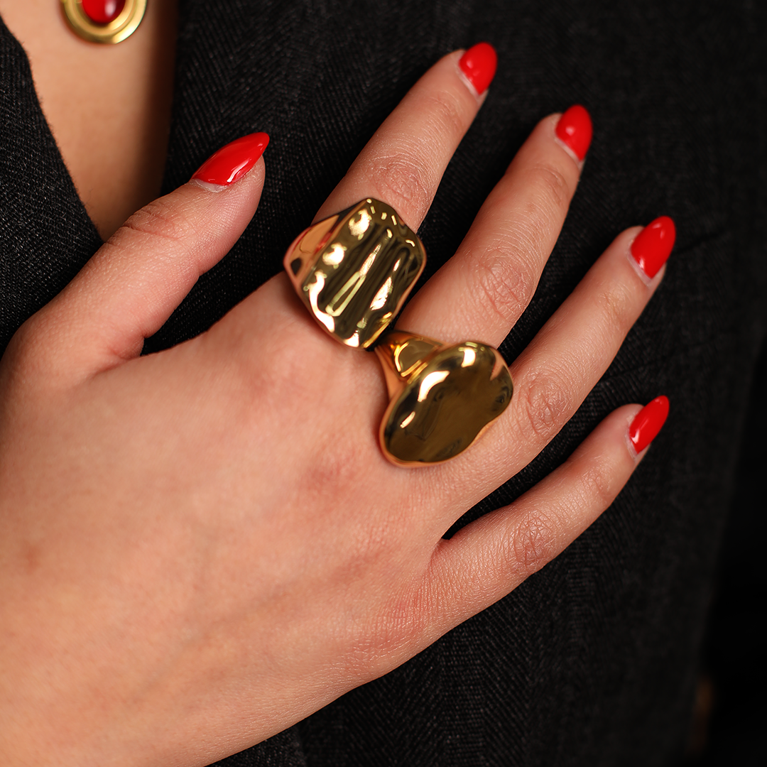 SQUARE STATEMENT RING
